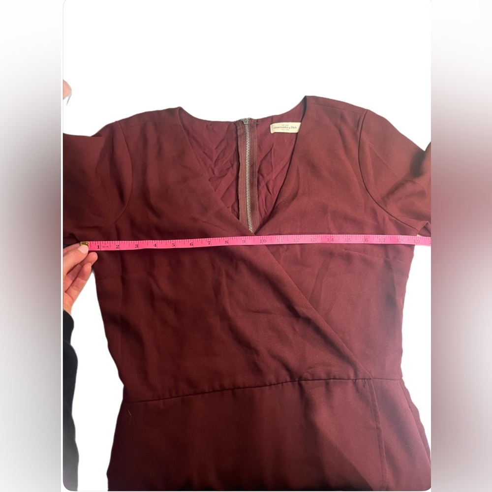 Abercrombie & Fitch Burgundy 3/4 Sleeve Romper- Size 10 - Picture 4 of 5